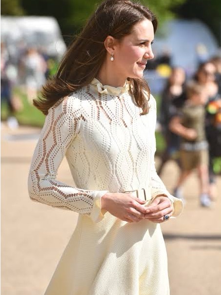 Kate Middleton Dress! See By Chloe | Cream Long-Sleeve Lace Knit A-Line Dress